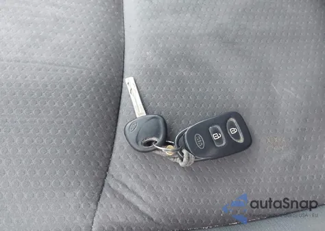 2013 Kia Sorento Lx из США, поврежденный, VIN 5XYKT3A6XDG371011